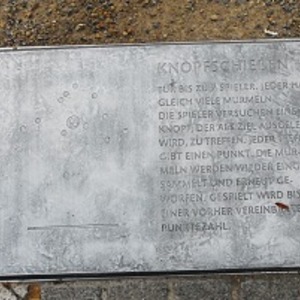 ROSTOCK, Am Brink  Spielregeltafeln "Kugelspiel"