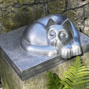 Die Katze, ein Denkmal